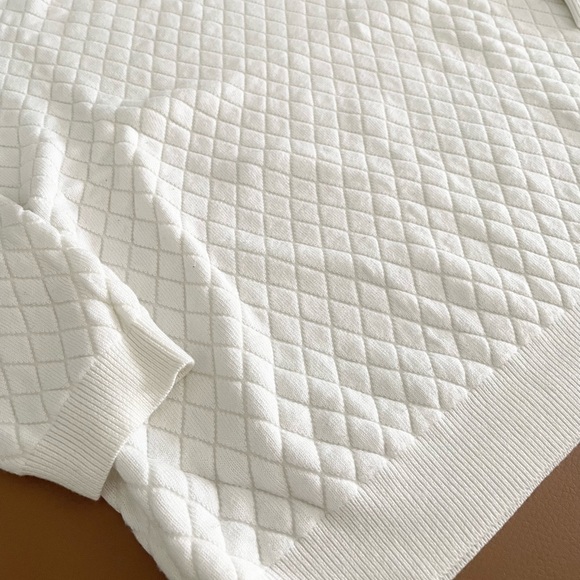 Dotti white quilted look oversized jumper/sweater. - Picture 5 of 5